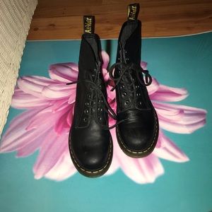 Dr Martens 1460 Black Leather